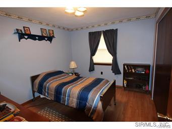 1260 Blackjack Road Troy, IL 62294 - Photo 10 of 35