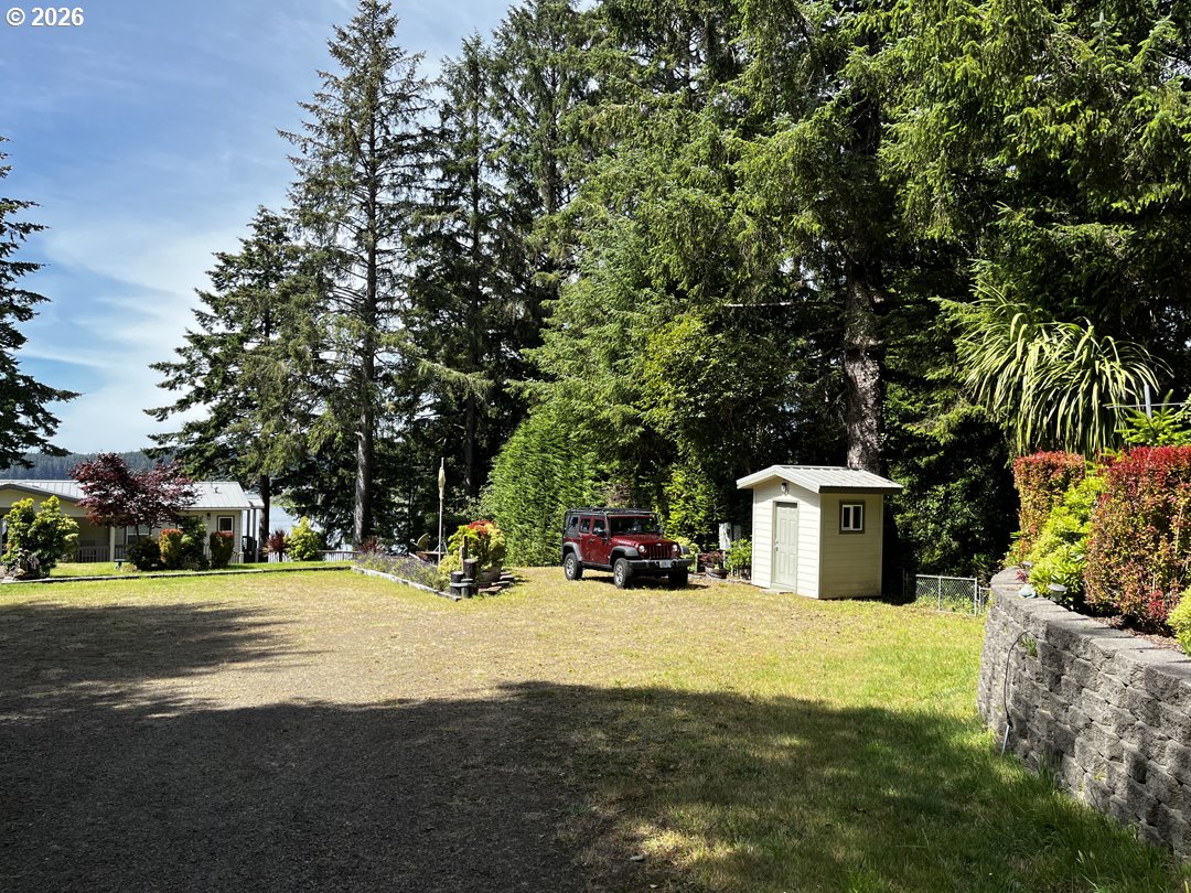 83235 Clear Lake Road Florence, OR 97439 - Photo 40 of 41