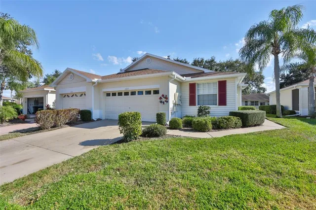 $190,000 | 2323 Nantucket Drive, Unit 40, Sun City Center, FL 33573