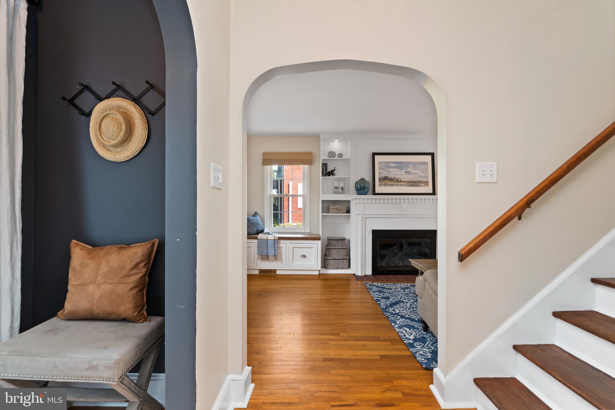 710 Fishburn Road Hershey, PA 17033 - Photo 18 of 49 Cute Entrance