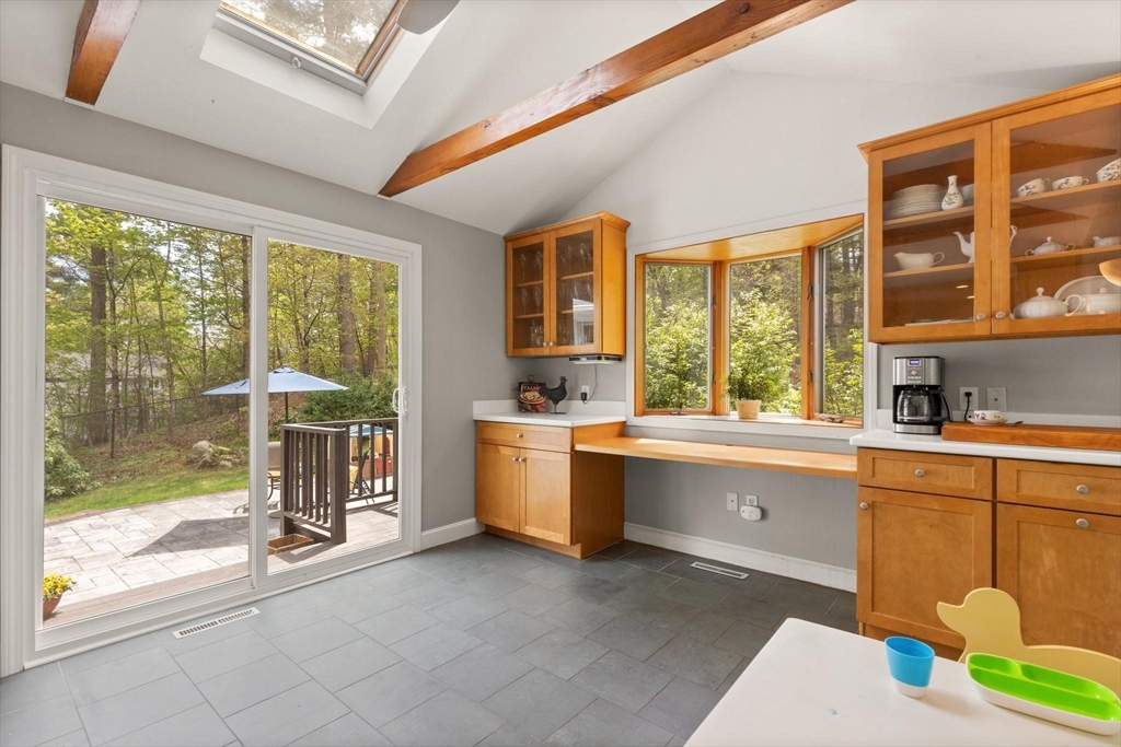 395 North Road Sudbury, MA 01776 - Photo 10 of 28
