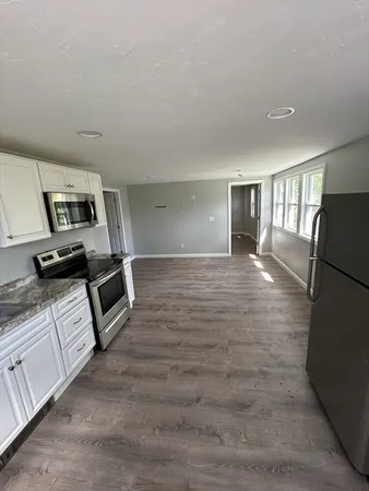 $1,450 | 175 West Main Street, Unit E, Dudley, MA 01571