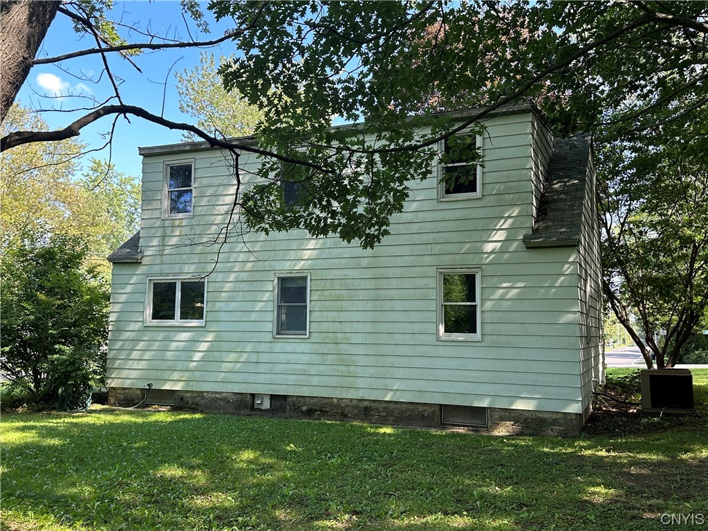 413 Fremont Road Manlius, NY 13057 - Photo 5 of 29