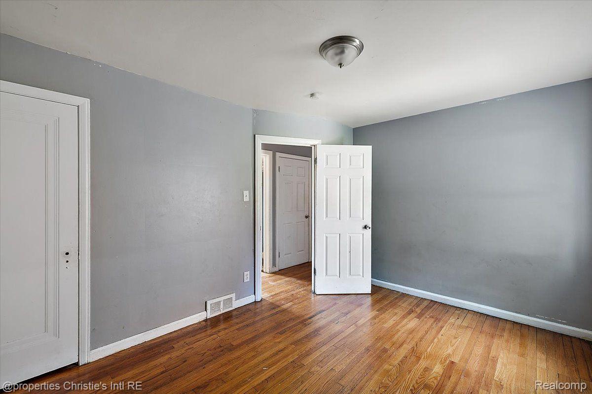 11674 Riad Street Detroit, MI 48224 - Photo 17 of 28 Gallery Image 17