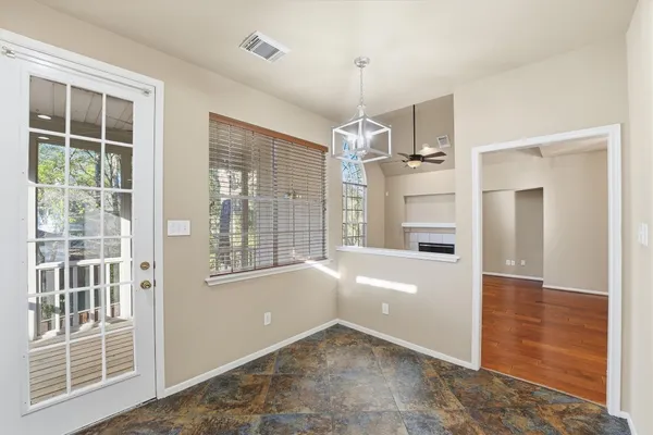 $2,700 | 56 Lakeridge Drive, The Woodlands, TX 77381