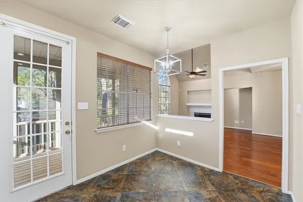 $2,700 | 56 Lakeridge Drive, The Woodlands, TX 77381