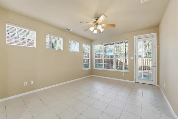 $2,700 | 56 Lakeridge Drive, The Woodlands, TX 77381
