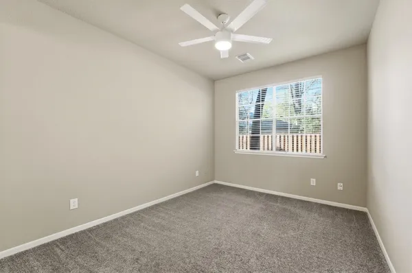 $2,700 | 56 Lakeridge Drive, The Woodlands, TX 77381
