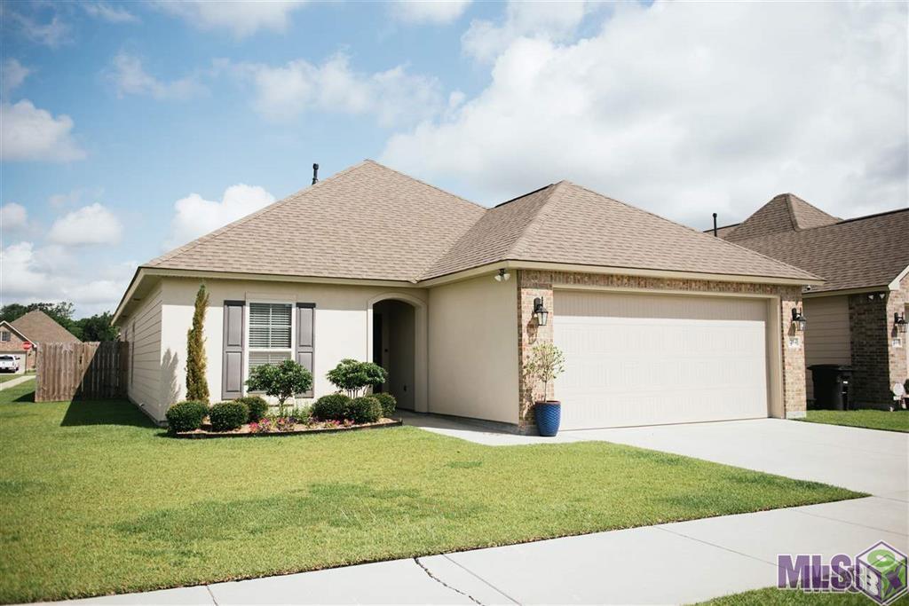 1254 Meridian Drive Baton Rouge, LA 70820 - Photo 1 of 10