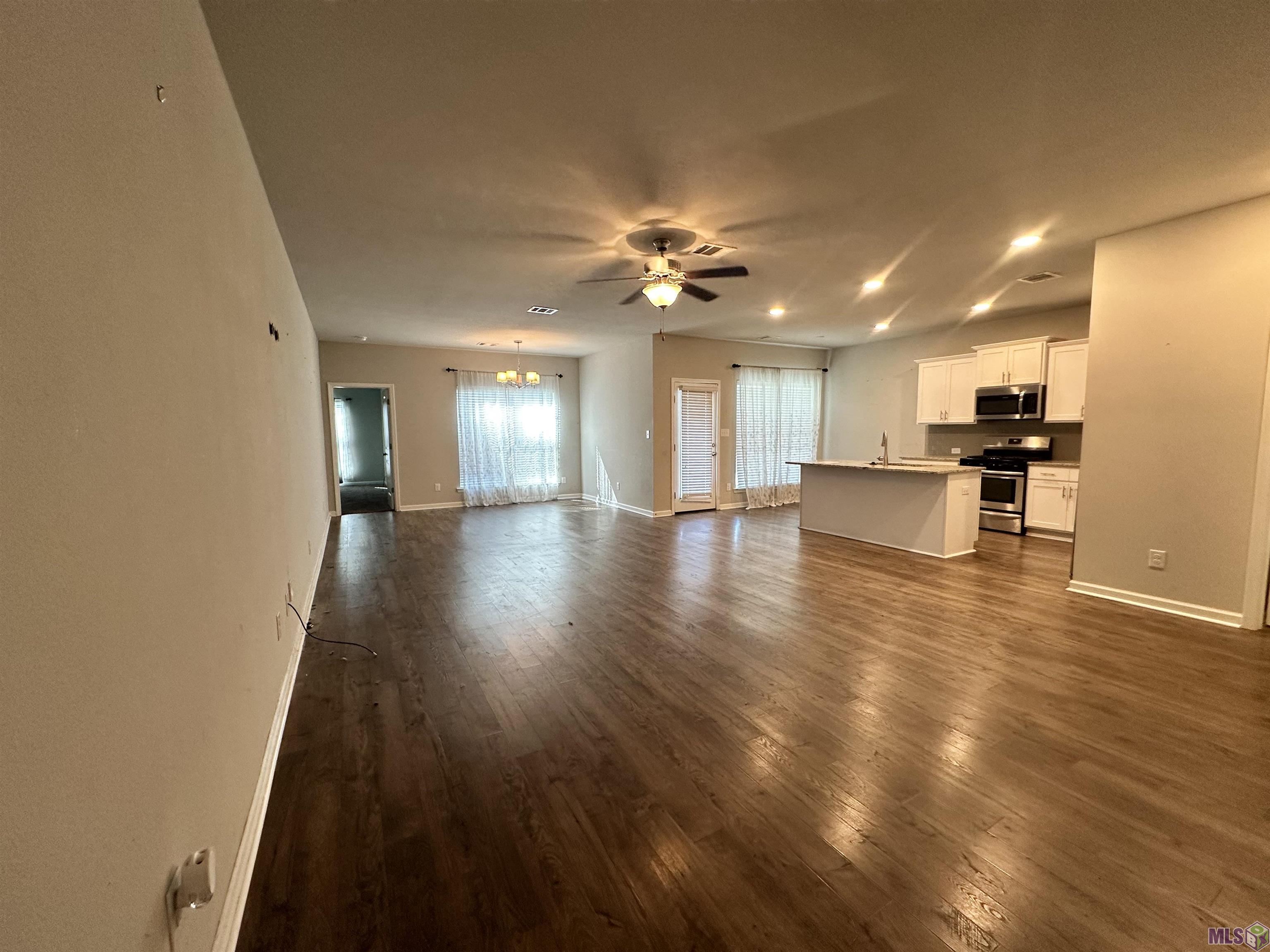 1254 Meridian Drive Baton Rouge, LA 70820 - Photo 4 of 10