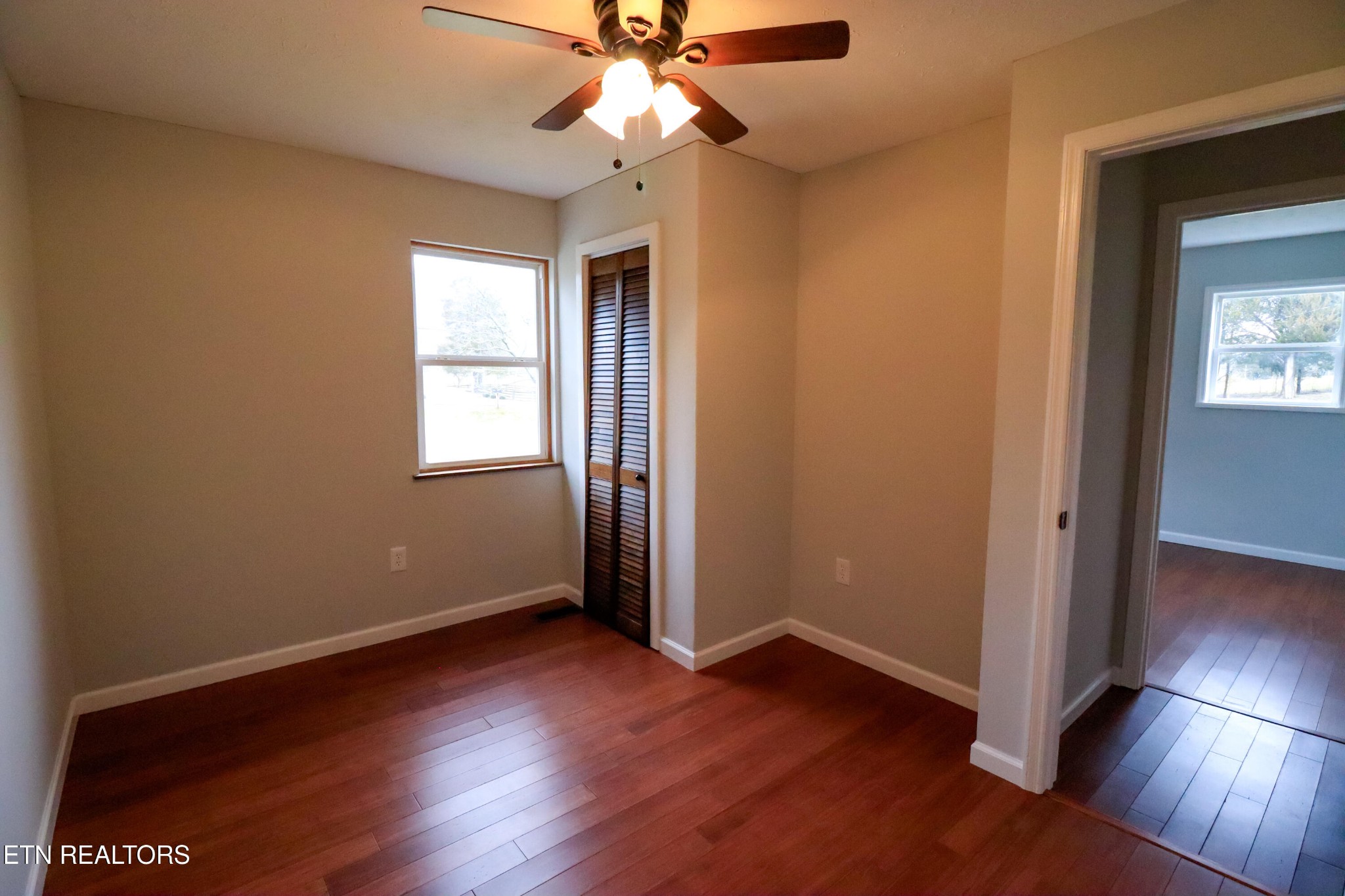 3938 Dutch Valley Road Clinton, TN 37716 - Photo 18 of 19 Gallery Image 18