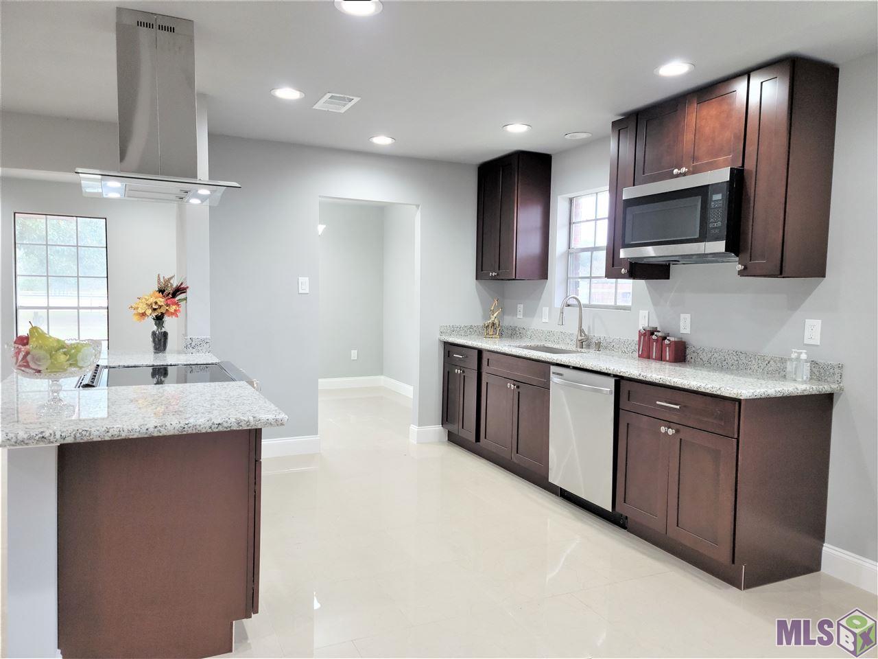 9309 Wild Valley Road Baton Rouge, LA 70810 - Photo 1 of 6