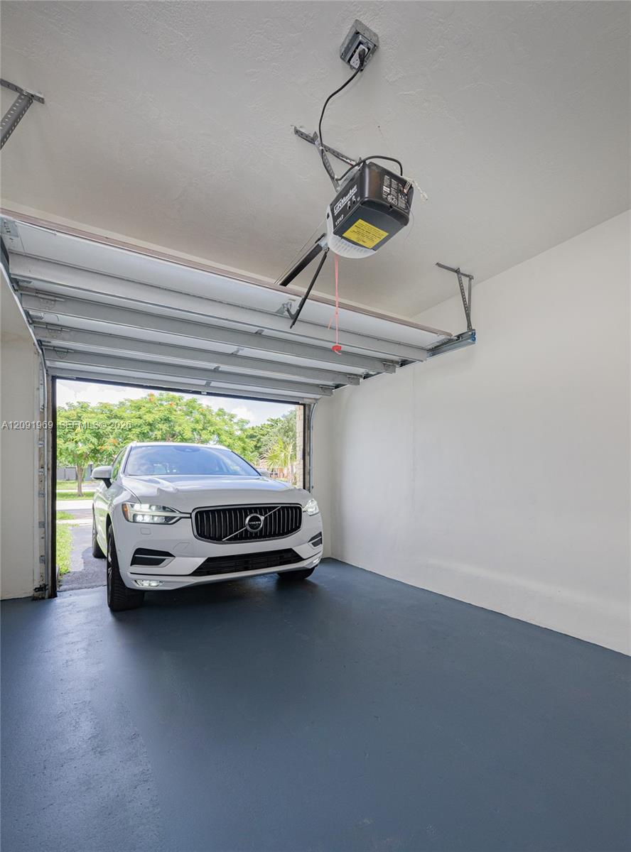4710 West Park Road Hollywood, FL 33021 - Photo 21 of 56 1 Car Garage