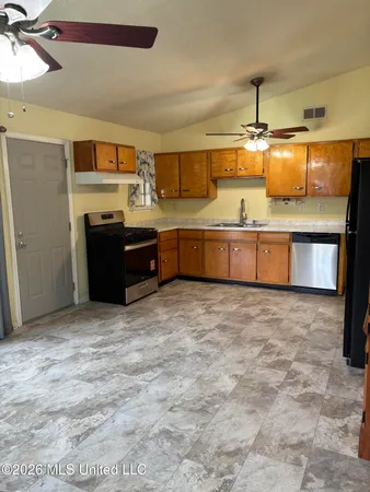 $1,800 | 806 Bellevue Street, Clinton, MS 39056