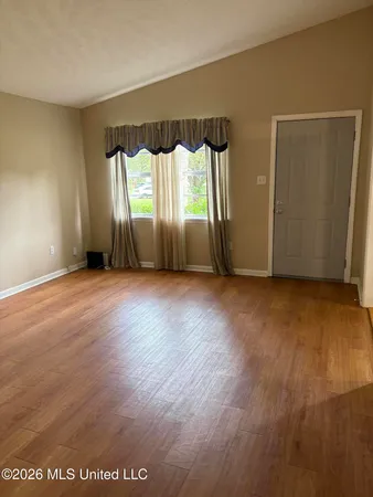 $1,800 | 806 Bellevue Street, Clinton, MS 39056