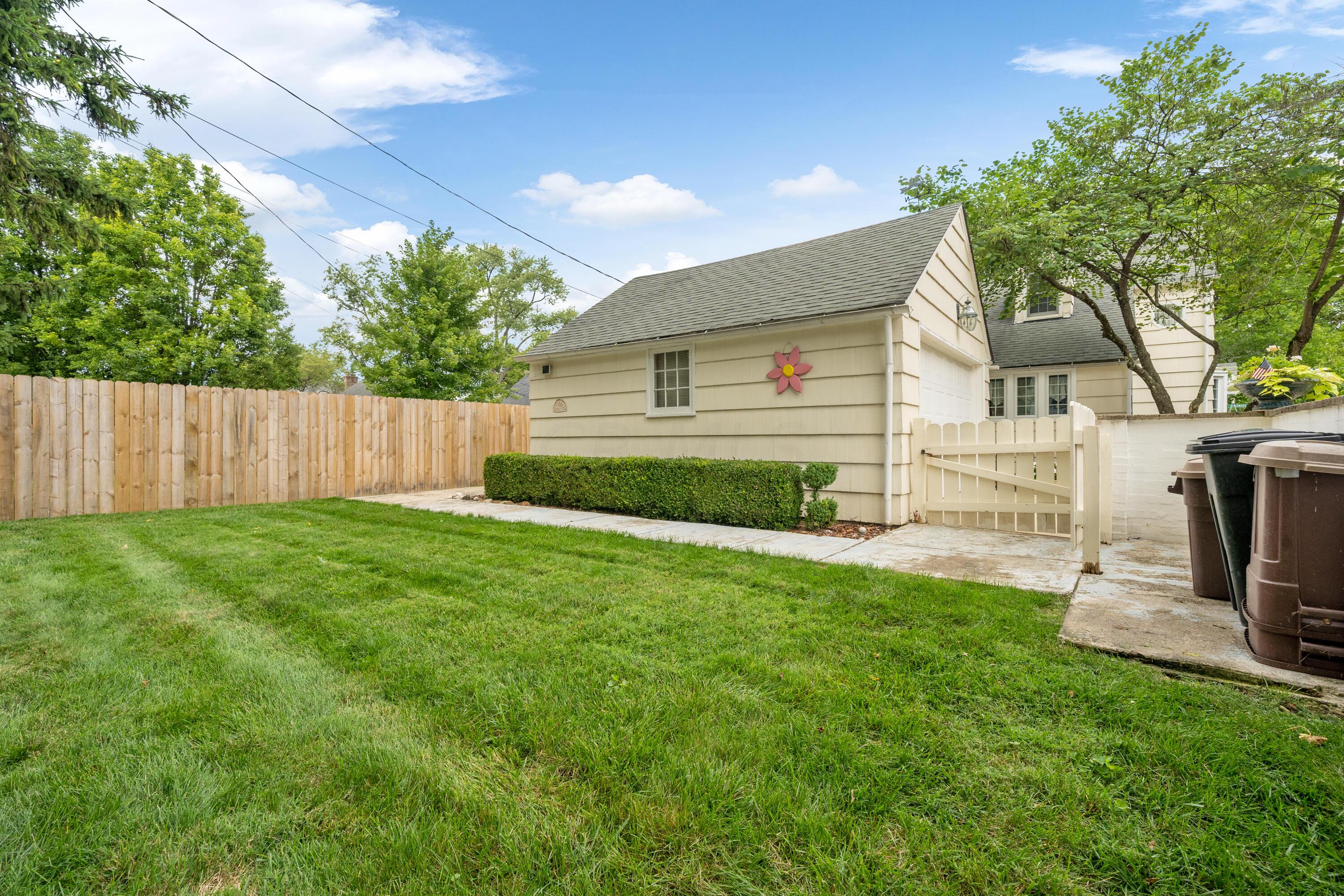275 North Stanwood Road Bexley, OH 43209 - Photo 43 of 45 zzz (2)