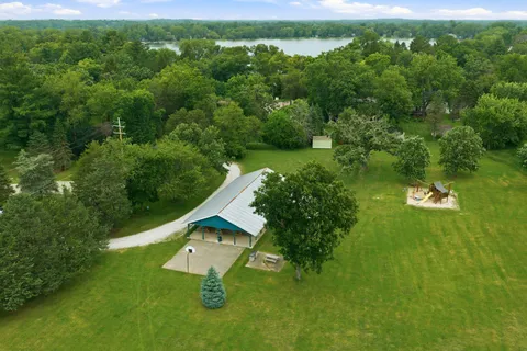 $198,000 | W376-s5156 East Pretty Lake Road, Ottawa, WI 53118