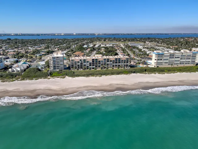 $4,500 | 995 N Highway, Unit 203, Indialantic, FL 32903