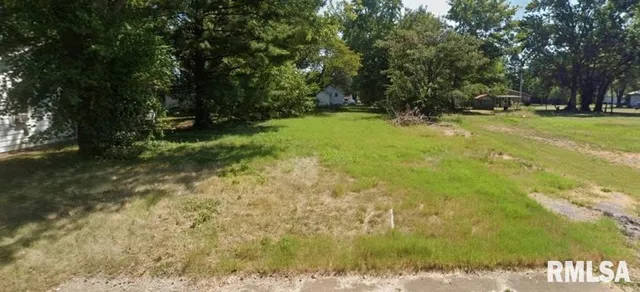 $5,000 | 806 Glendale Street, Benton, IL 62812