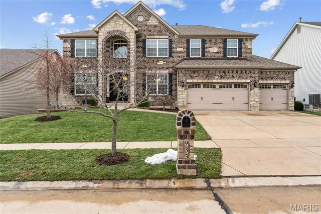 $698,000 | 933 Bentley Park Circle, O'Fallon, MO 63368
