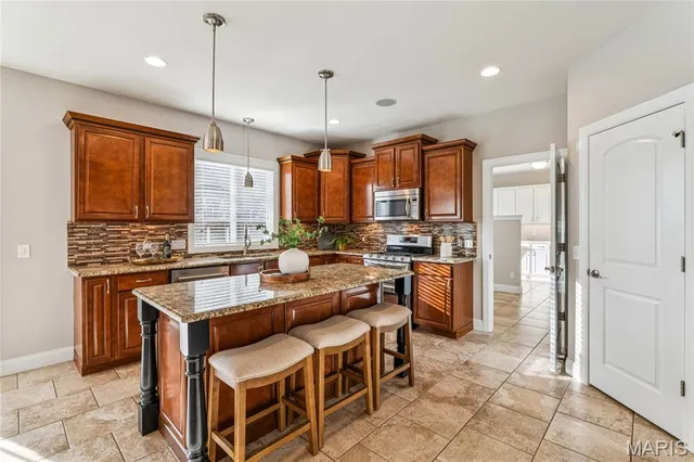 $698,000 | 933 Bentley Park Circle, O'Fallon, MO 63368