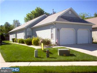 34 Spring Lane Edgewater Park, NJ 08010 - Photo 1 of 12 Exterior