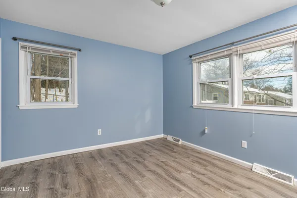 $1,700 | 7 A Elgin Street, Colonie, NY 12205
