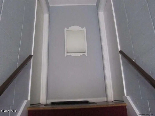 $1,900 | 7 A Elgin Street, Colonie, NY 12205