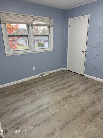 $1,900 | 7 A Elgin Street, Colonie, NY 12205