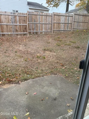 $1,900 | 7 A Elgin Street, Colonie, NY 12205