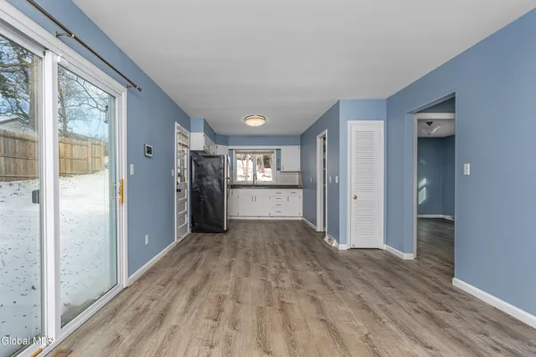 $1,700 | 7 A Elgin Street, Colonie, NY 12205