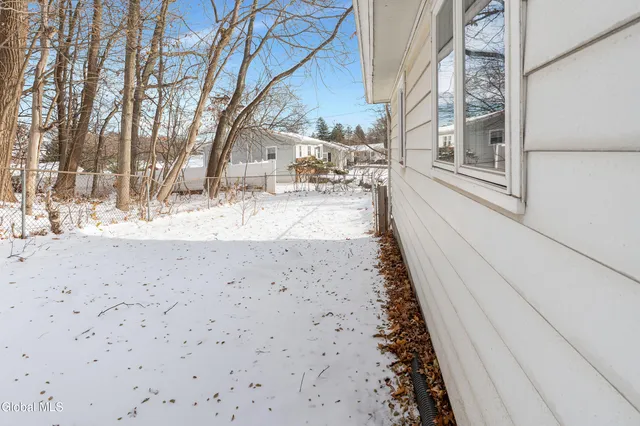 $1,700 | 7 A Elgin Street, Colonie, NY 12205