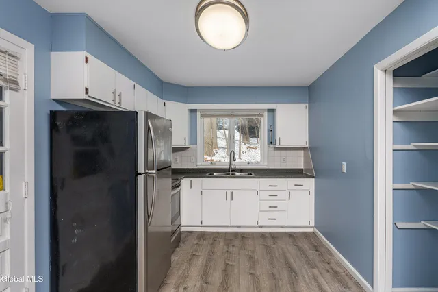 $1,700 | 7 A Elgin Street, Colonie, NY 12205