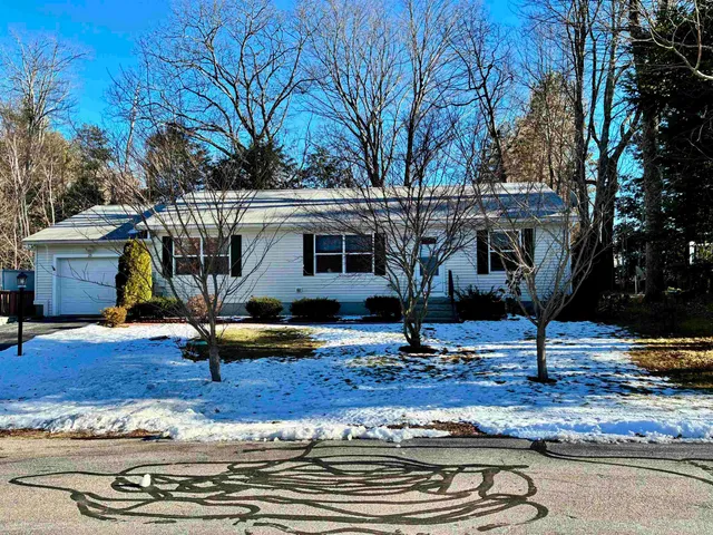 $464,000 | 25 Knobby Way, Rochester, NH 03867