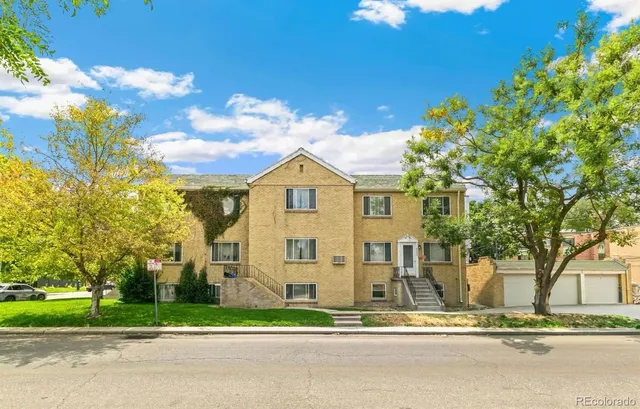 $1,100 | 4332 East 12th Avenue, Denver, CO 80220