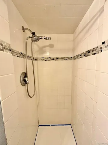 $1,100 | 4332 East 12th Avenue, Denver, CO 80220