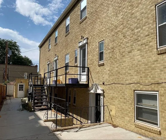 $1,100 | 4332 East 12th Avenue, Denver, CO 80220