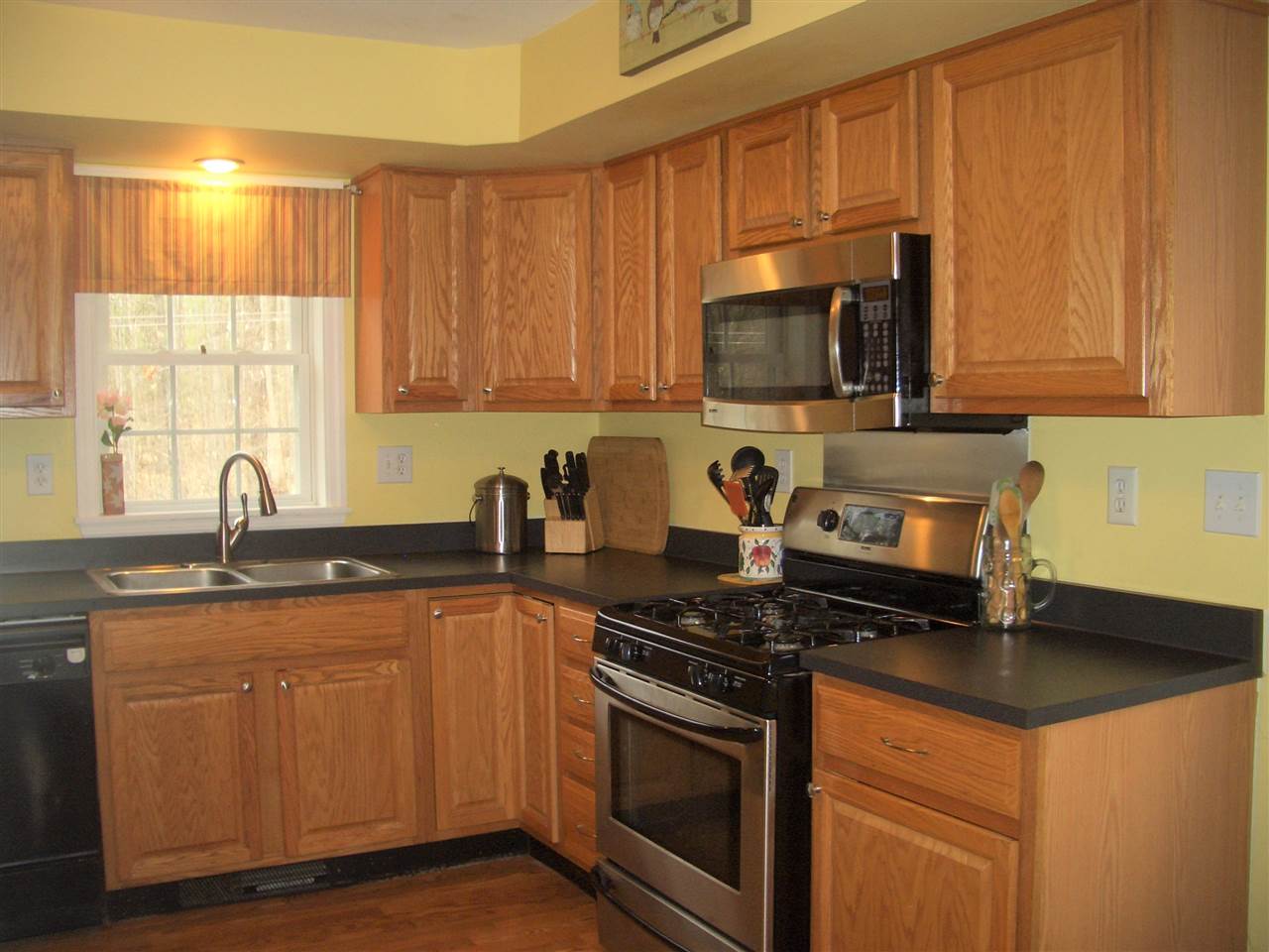 239 Deer Run Road Brandon, VT 05733 - Photo 4 of 27 Gallery Image 4