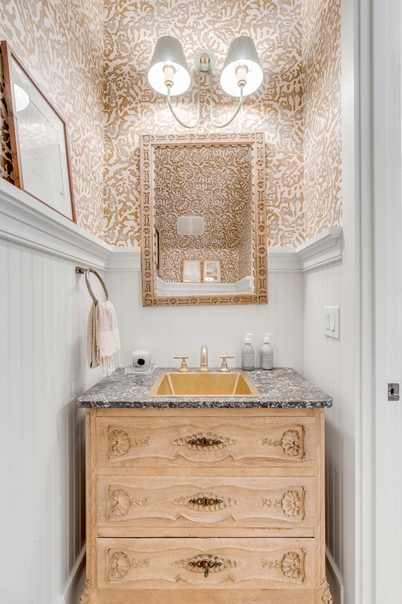 19 Edenton Road Mount Pleasant, SC 29464 - Photo 39 of 64 Powder Room