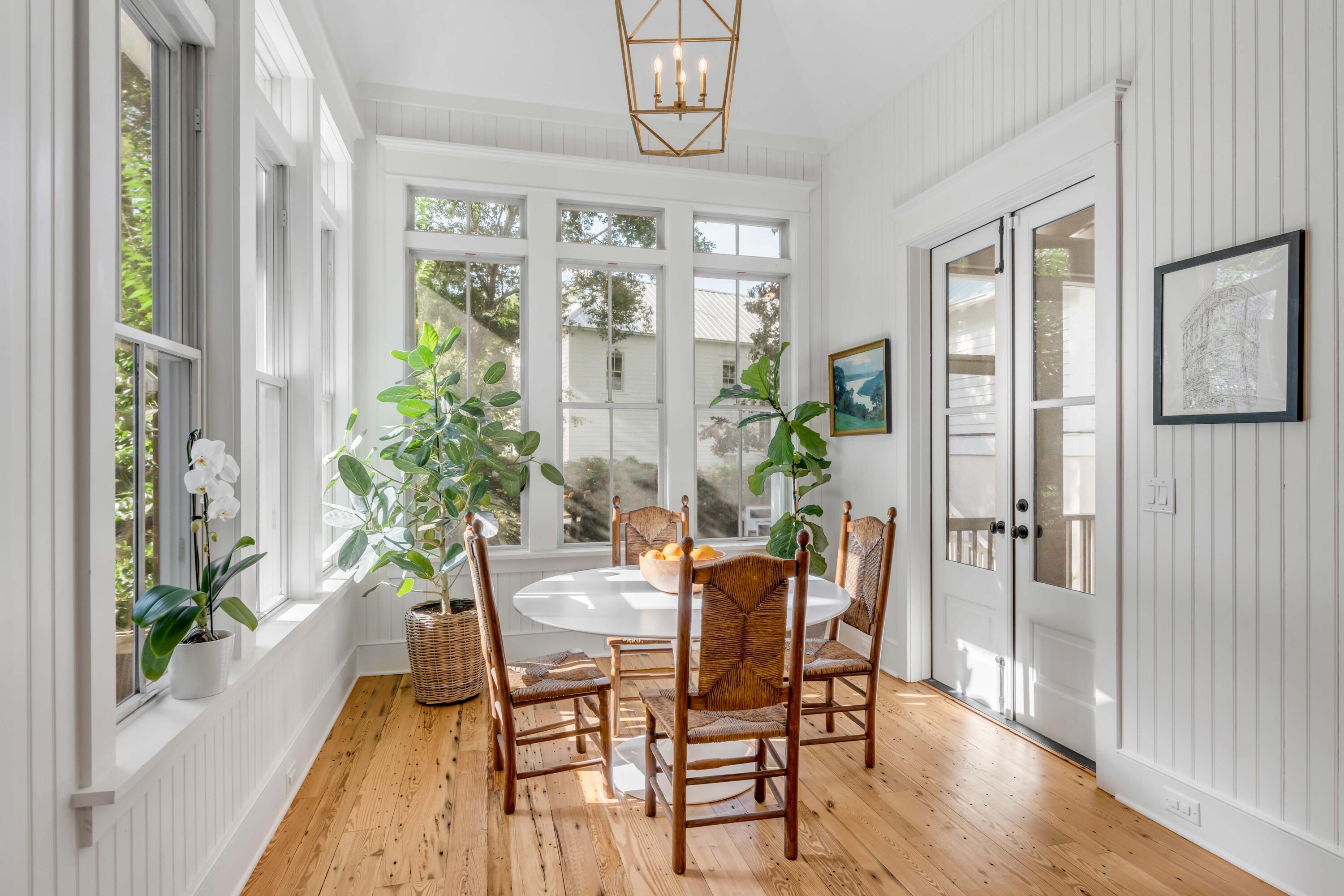 19 Edenton Road Mount Pleasant, SC 29464 - Photo 8 of 64 Breakfast Room