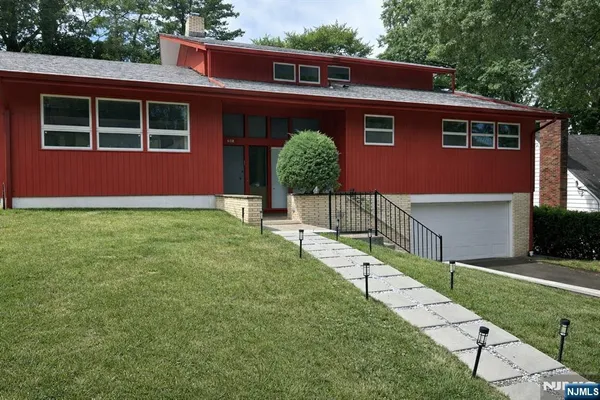 $5,995 | 608 Ogden Avenue, Teaneck, NJ 07666