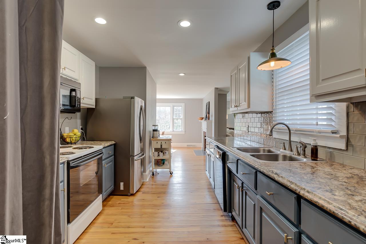 90 Stallings Road Taylors, SC 29687 - Photo 18 of 36