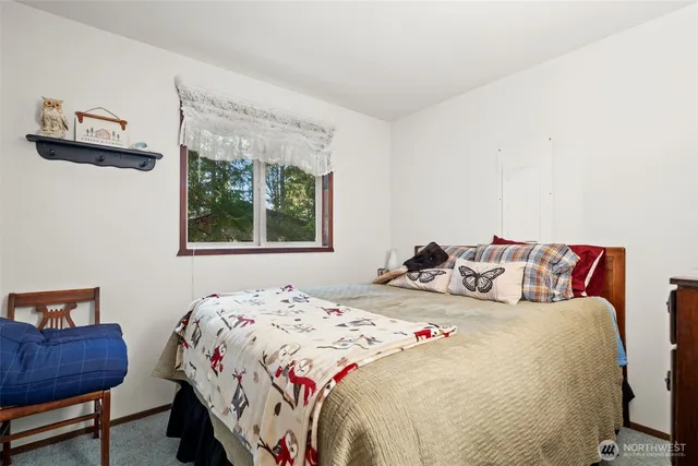 $370,000 | 625 East Pointes Drive West, Shelton, WA 98584