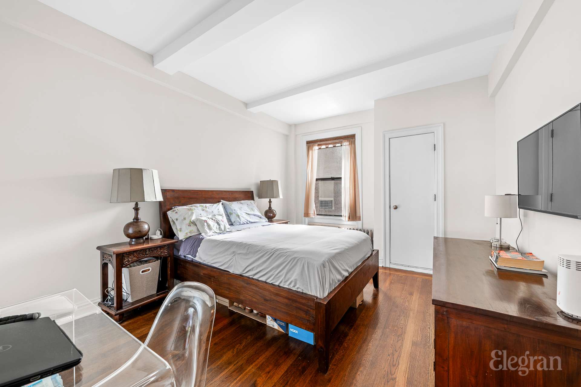 116 West 72nd Street, Unit 12C Manhattan, NY 10023 - Photo 8 of 11