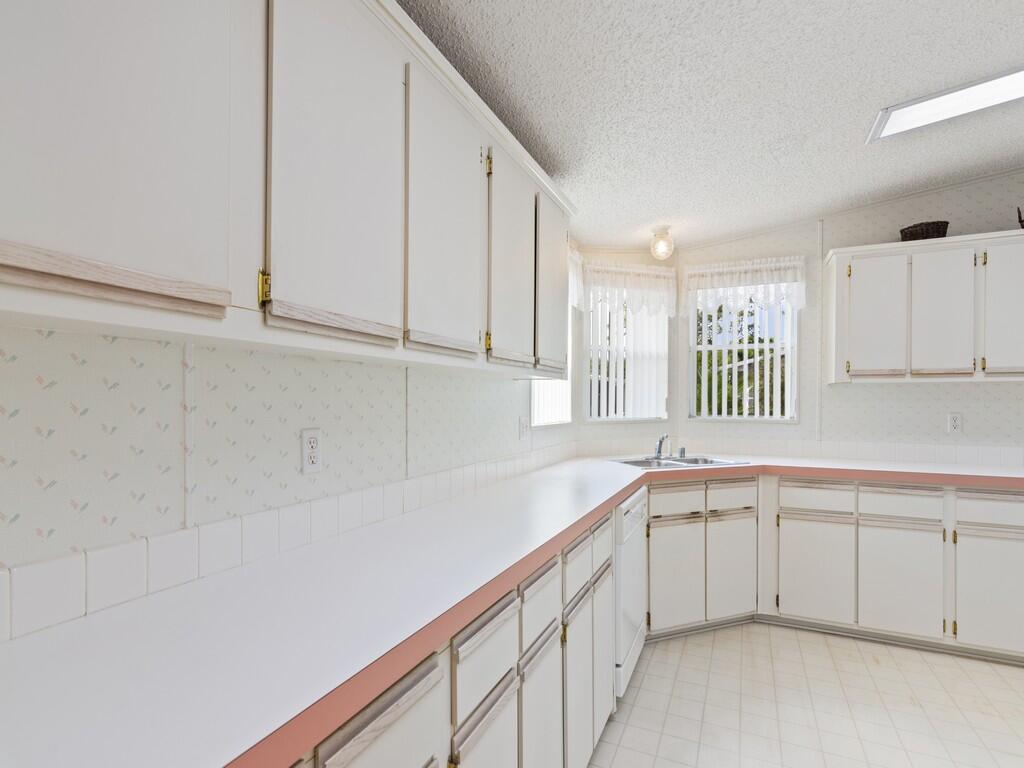243 Old Key W Place Fort Pierce, FL 34982 - Photo 8 of 22 Resized017