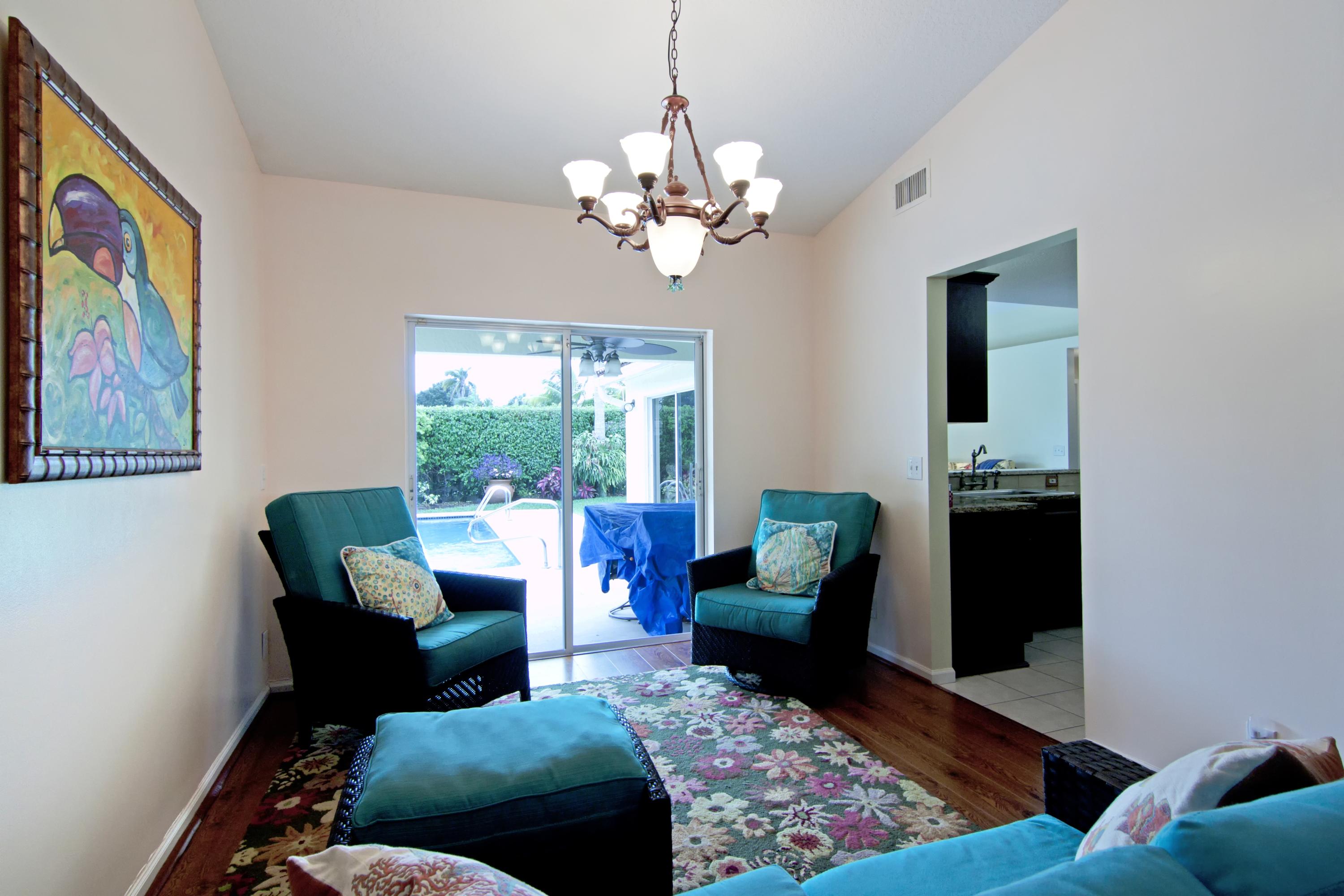 129 East Lee Road Delray Beach, FL 33445 - Photo 3 of 20 Rennels Living Room