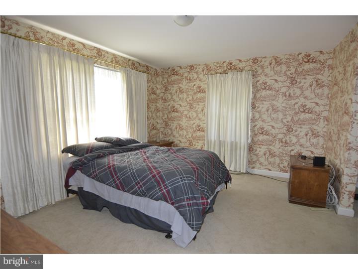 4931 Oley Turnpike Road Reading, PA 19606 - Photo 11 of 25 Gallery Image 11