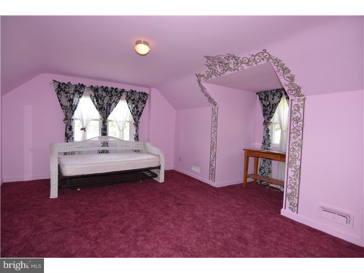 4931 Oley Turnpike Road Reading, PA 19606 - Photo 13 of 25 Gallery Image 13