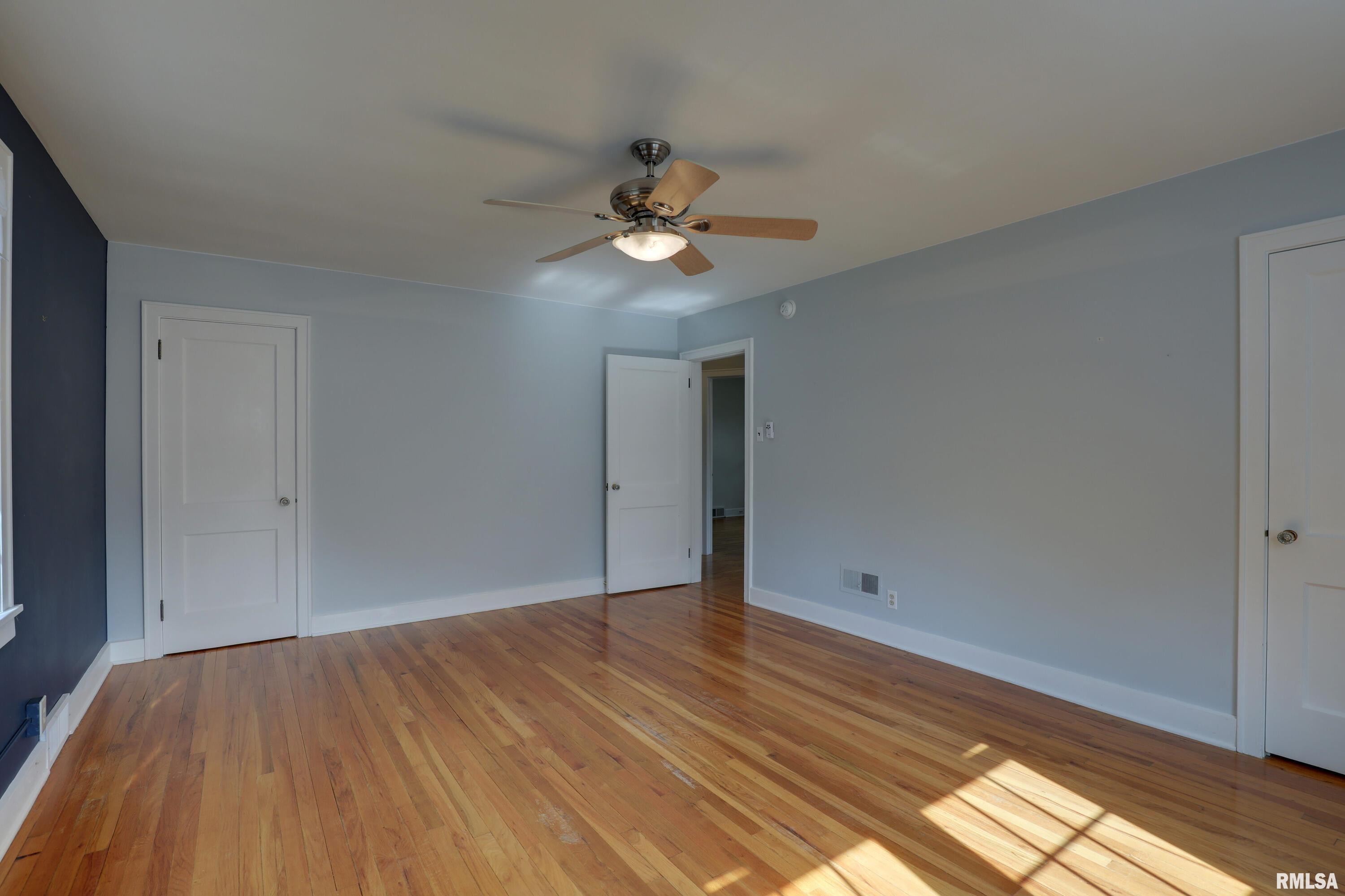 2215 Oak Street Quincy, IL 62301 - Photo 13 of 28