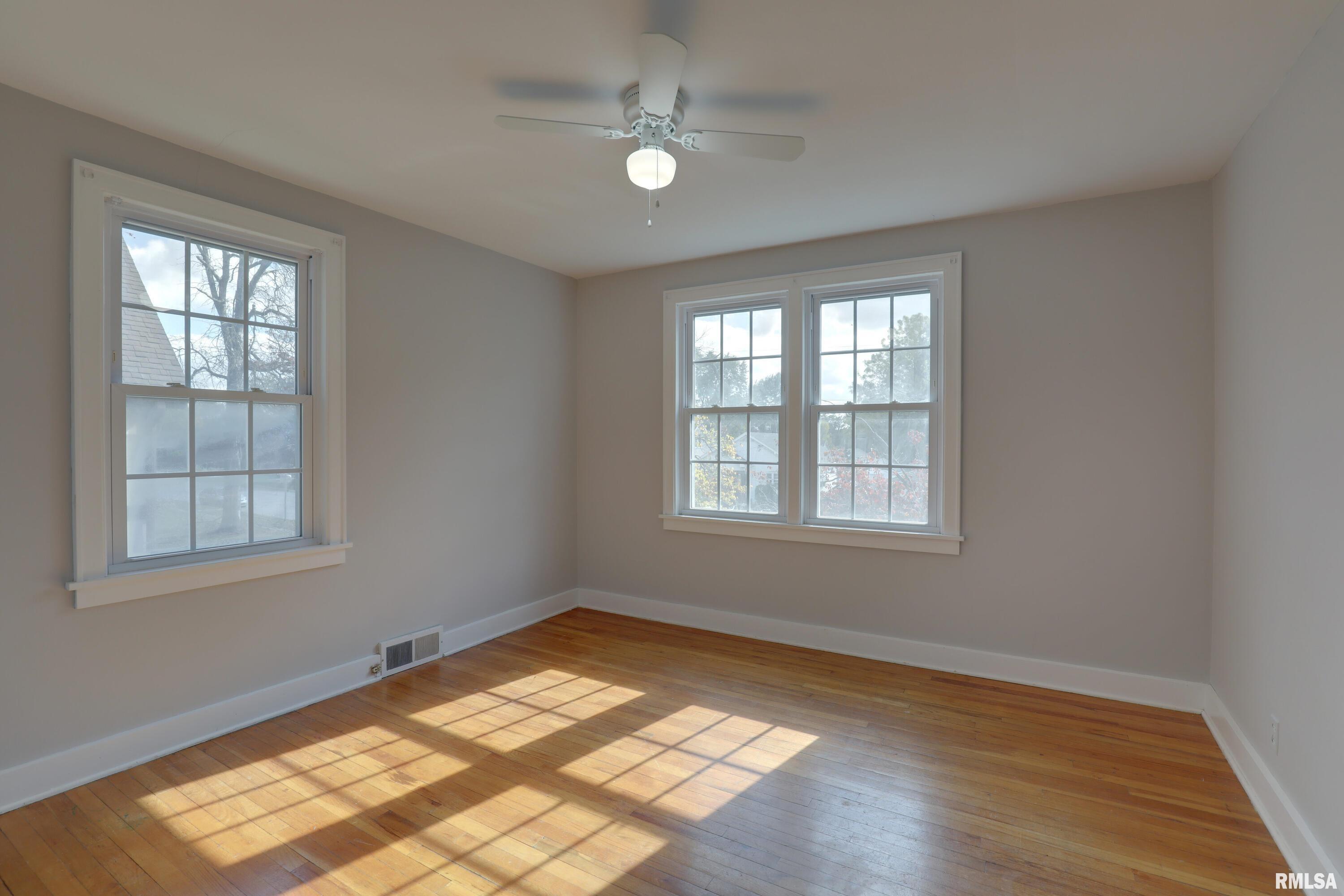 2215 Oak Street Quincy, IL 62301 - Photo 17 of 28
